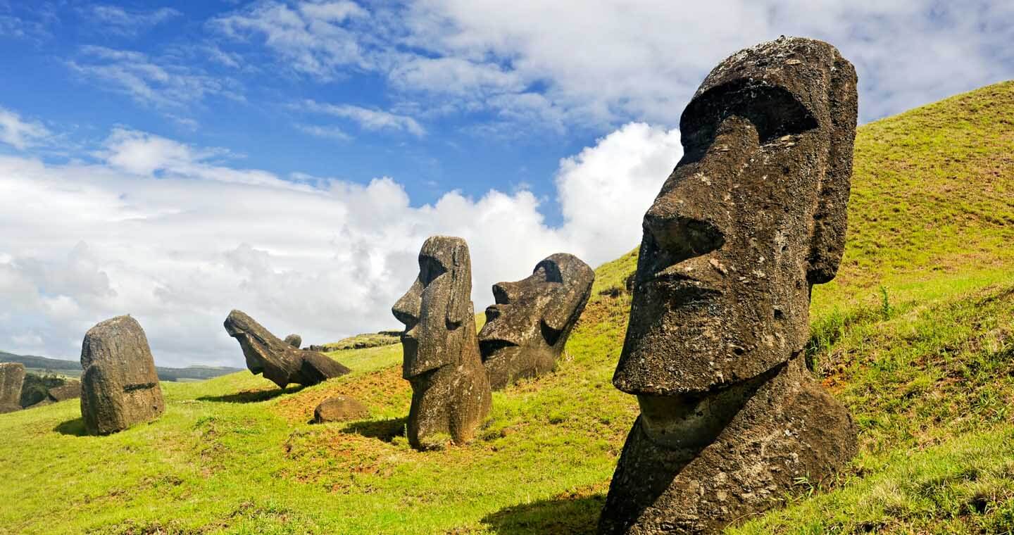 isla-de-pascua_shutterstok-MZ33